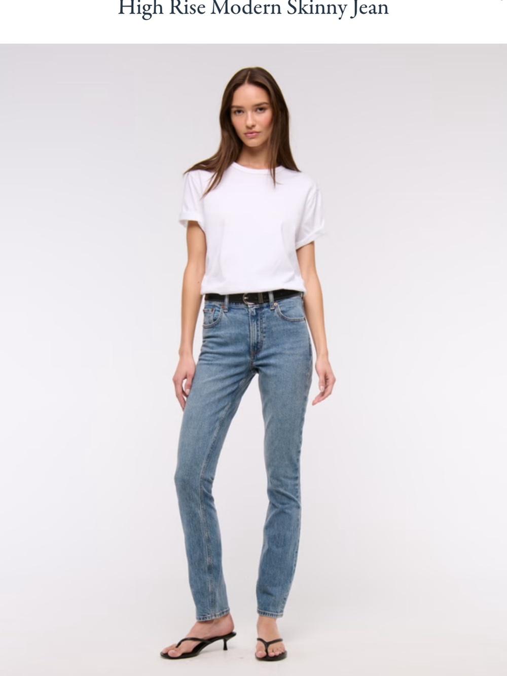 Abercrombie & Fitch High-Rise Skinny Jeans in Light Blue Wash